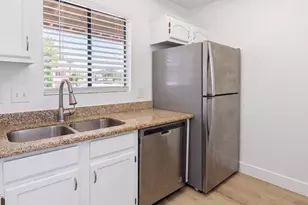 11666 N 28th Dr, Phoenix, AZ 85029 - Photo 3