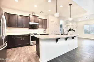 27317 N 51st Glen, Phoenix, AZ 85083 - Photo 3
