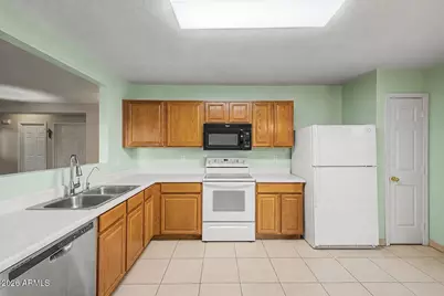 667 W Kingman Loop, Casa Grande, AZ 85122 - Photo 9
