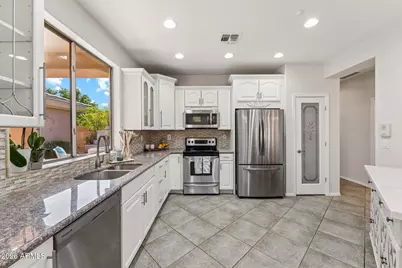 2154 W Valhalla Court, Anthem, AZ 85086 - Photo 9