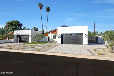 6050 E Hollyhock Street, Phoenix, AZ 85018 - Photo 1