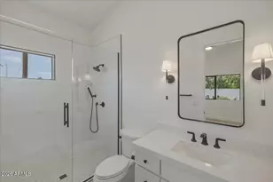 6050 E Hollyhock St, Phoenix, AZ 85018 - Photo 47