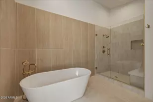 6050 E Hollyhock St, Phoenix, AZ 85018 - Photo 53