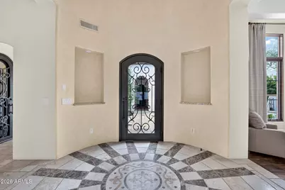 5807 E Orange Blossom Lane, Phoenix, AZ 85018 - Photo 5