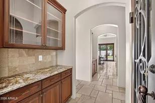5807 E Orange Blossom Ln, Phoenix, AZ 85018 - Photo 15