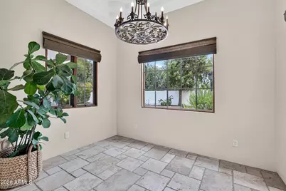 5807 E Orange Blossom Lane, Phoenix, AZ 85018 - Photo 13