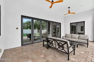 5807 E Orange Blossom Ln, Phoenix, AZ 85018 - Photo 35