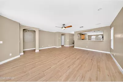 6632 S 18th Drive, Phoenix, AZ 85041 - Photo 5
