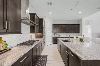 21471 N 102nd Avenue, Peoria, AZ 85382 - Photo 13