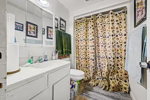 10344 W Hutton Dr, Sun City, AZ 85351 - Photo 23