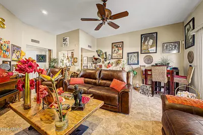 10344 W Hutton Drive, Sun City, AZ 85351 - Photo 15