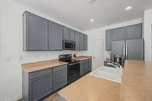 2217 W Alicia Dr, Phoenix, AZ 85041 - Photo 15