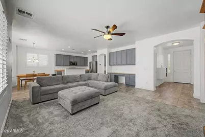 2217 W Alicia Drive, Phoenix, AZ 85041 - Photo 11