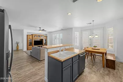 2217 W Alicia Drive, Phoenix, AZ 85041 - Photo 13