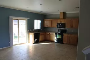 8851 W Dahlia Dr, Peoria, AZ 85381 - Photo 3