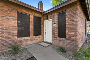 48 N Colonial Dr, Gilbert, AZ 85234 - Photo 3