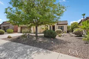 12445 W Fetlock Trail, Peoria, AZ 85383 - Photo 7