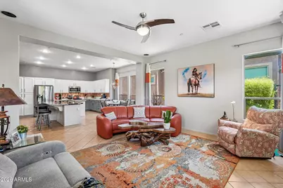 12445 W Fetlock Trail, Peoria, AZ 85383 - Photo 15