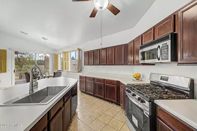 7307 N 73rd Drive, Glendale, AZ 85303 - Photo 13