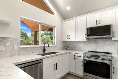 230 Cochise Drive, Sedona, AZ 86351 - Photo 11