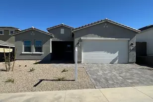10227 S 20th Ln, Phoenix, AZ 85041 - Photo 1