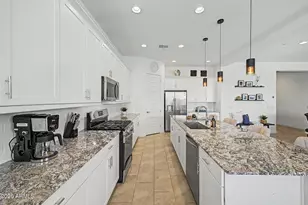 9337 W Sells Dr, Phoenix, AZ 85037 - Photo 11