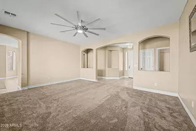 6611 S 25th Drive, Phoenix, AZ 85041 - Photo 5
