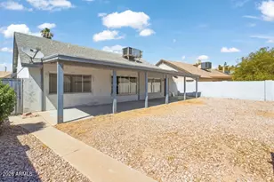 10111 W Colter St, Glendale, AZ 85307 - Photo 15