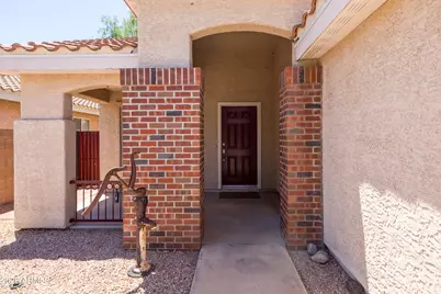 3231 E Menadota Drive, Phoenix, AZ 85050 - Photo 13