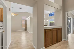 3231 E Menadota Dr, Phoenix, AZ 85050 - Photo 21