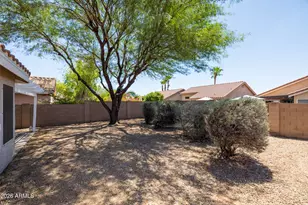 3231 E Menadota Dr, Phoenix, AZ 85050 - Photo 35