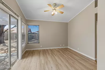 3231 E Menadota Drive, Phoenix, AZ 85050 - Photo 7