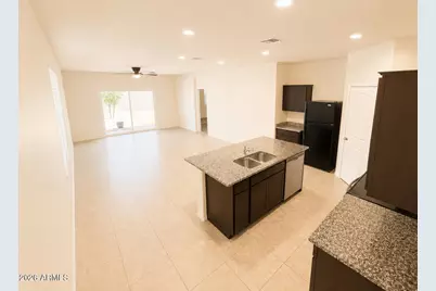 35385 W San Alvarez Avenue, Maricopa, AZ 85138 - Photo 5