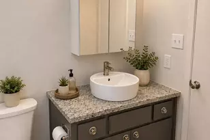 11460 S Pawnee Cir, Phoenix, AZ 85044 - Photo 13