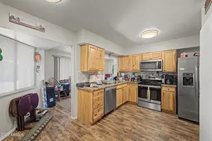14046 N Newcastle Dr, Sun City, AZ 85351 - Photo 9