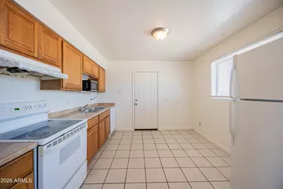 949 E Flint Street # 1, Chandler, AZ 85225 - Photo 7