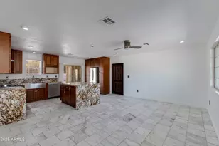 3423 N 14th St, Phoenix, AZ 85014 - Photo 3