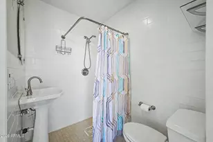 2356 E Cheryl Dr, Phoenix, AZ 85028 - Photo 51