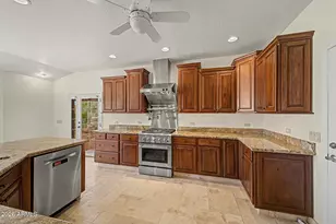 2356 E Cheryl Dr, Phoenix, AZ 85028 - Photo 15