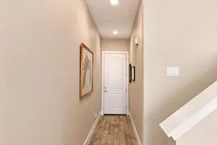 8965 N 8th Dr, Phoenix, AZ 85021 - Photo 15