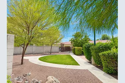 8965 N 8th Drive, Phoenix, AZ 85021 - Photo 17