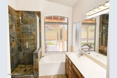 13871 W Windsor Avenue, Goodyear, AZ 85395 - Photo 11