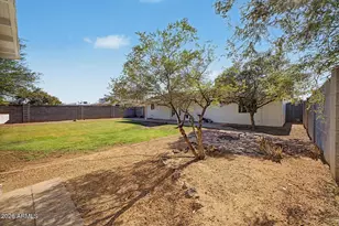 1917 S Windsor St, Mesa, AZ 85204 - Photo 21