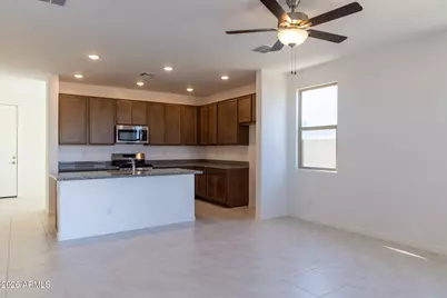 17535 N Bolerno Drive, Maricopa, AZ 85138 - Photo 9