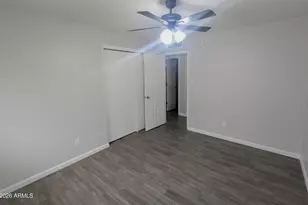 8127 E Mitchell Dr, Scottsdale, AZ 85251 - Photo 19