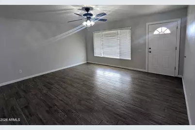 8127 E Mitchell Drive, Scottsdale, AZ 85251 - Photo 3