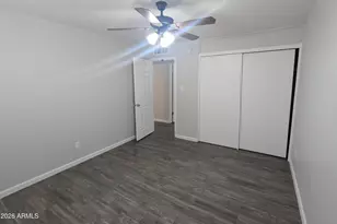 8127 E Mitchell Dr, Scottsdale, AZ 85251 - Photo 11