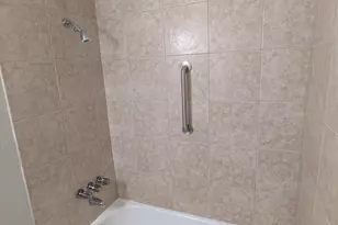 8127 E Mitchell Dr, Scottsdale, AZ 85251 - Photo 17