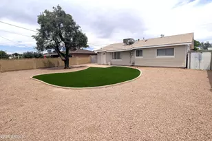 8127 E Mitchell Dr, Scottsdale, AZ 85251 - Photo 21