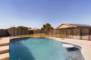 8735 W Royal Palm Rd, Peoria, AZ 85345 - Photo 9